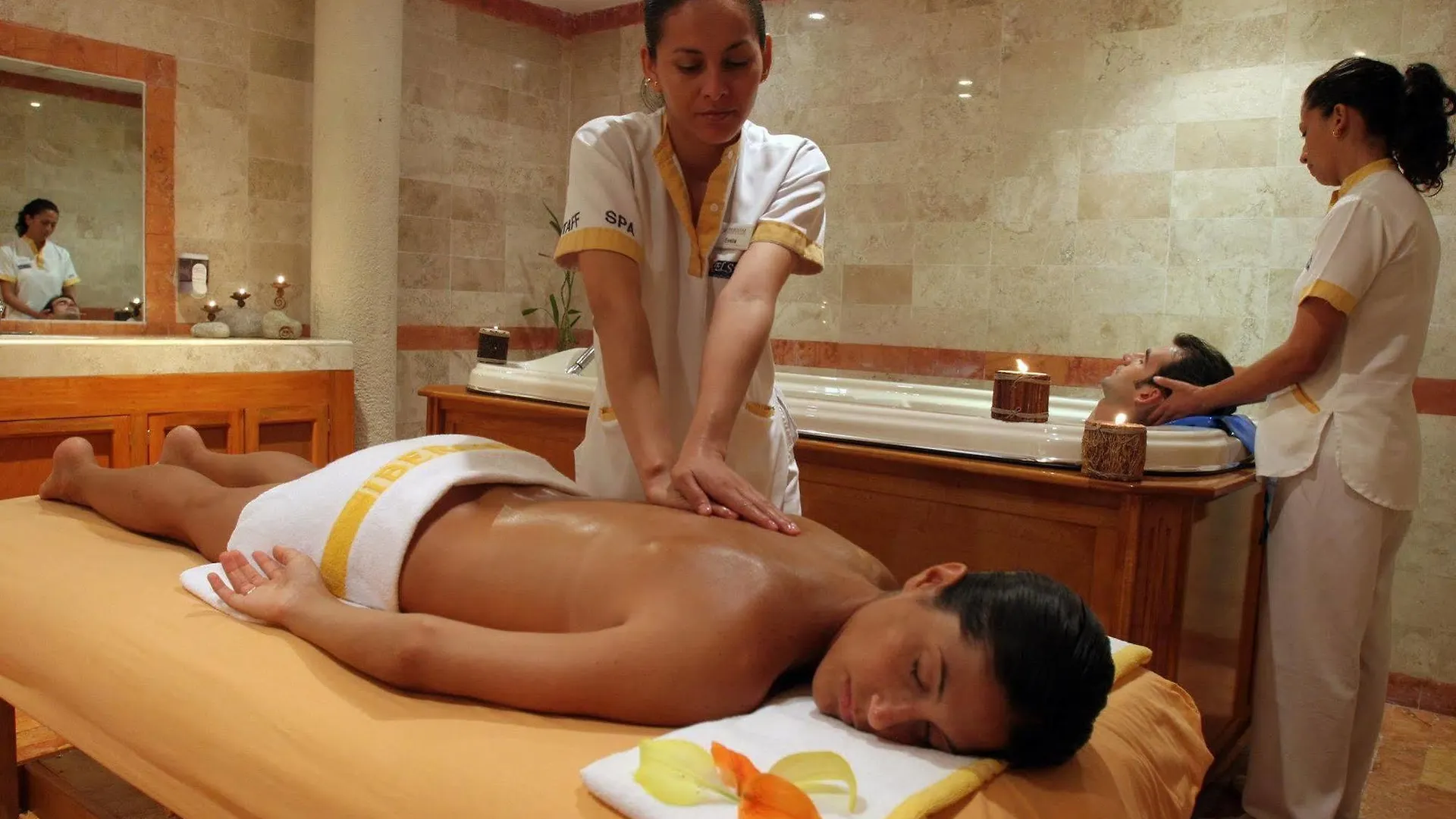 **** Hotel Iberostar Waves Tucan Playa del Carmen Mexiko